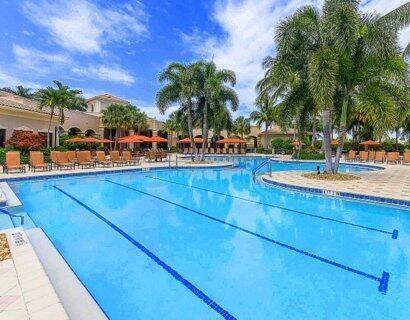 VALENCIA PALMS 3 - Residential