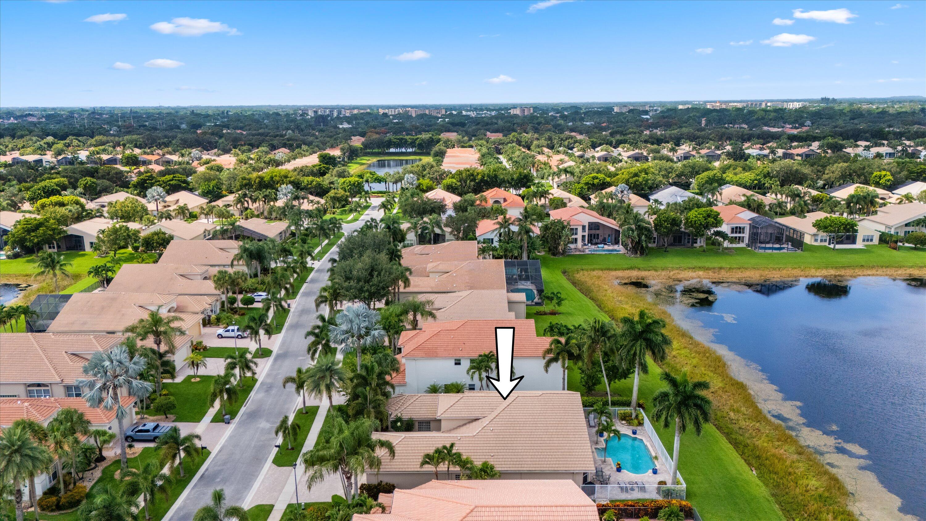 VALENCIA PALMS 3 - Residential