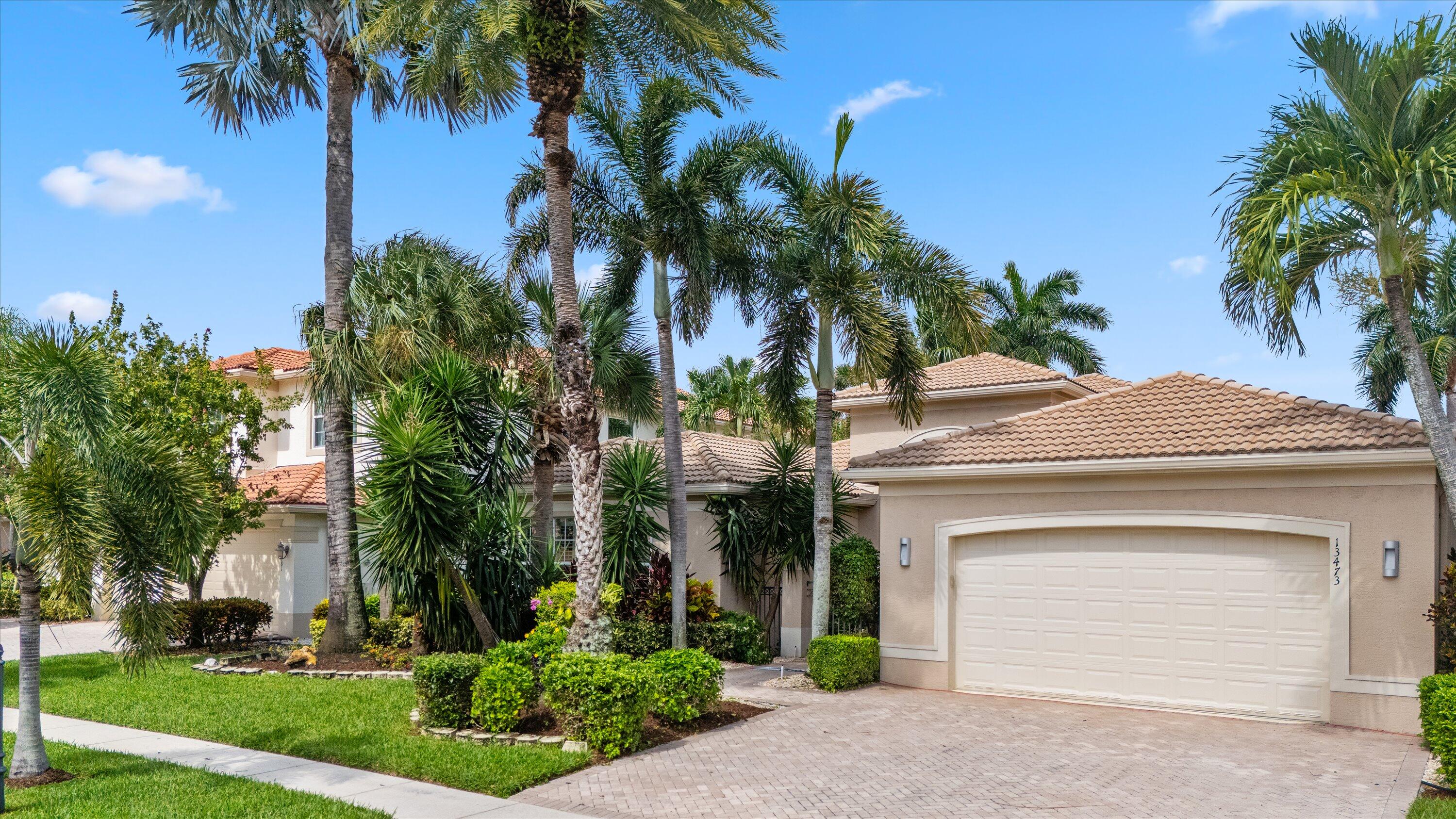 VALENCIA PALMS 3 - Residential