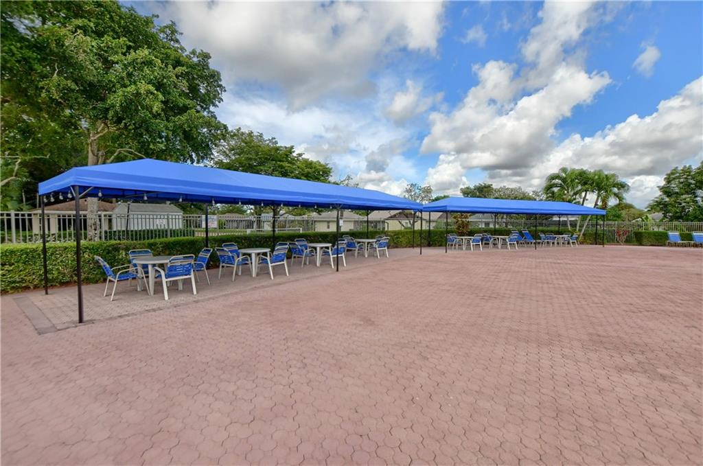 Coco Wood Lakes - Residential