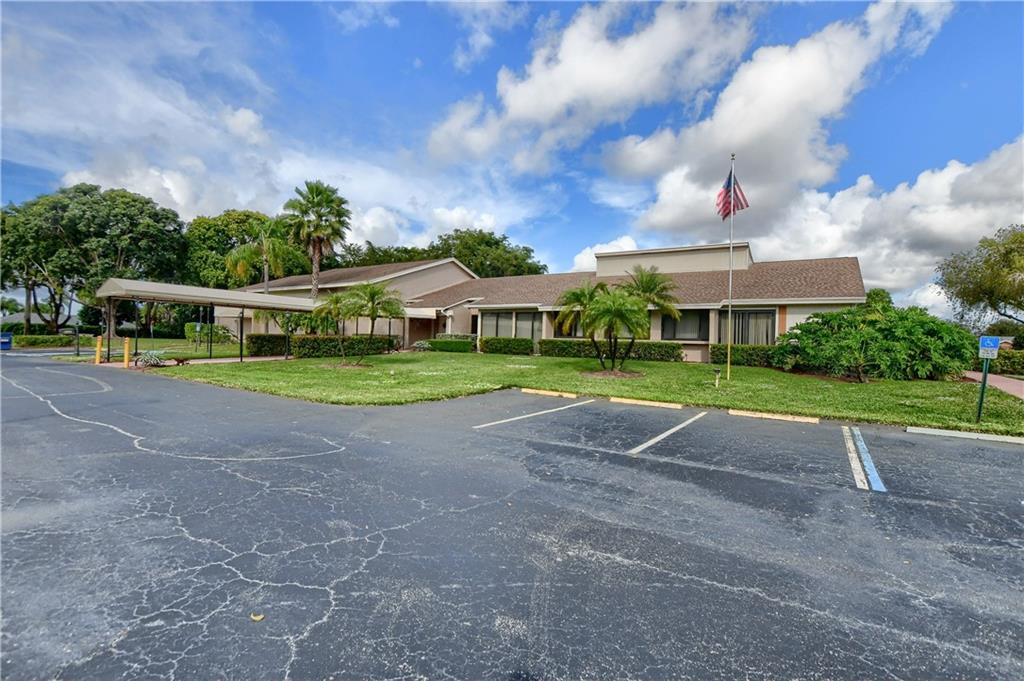 Coco Wood Lakes - Residential