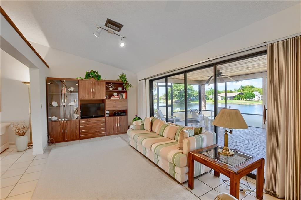 Coco Wood Lakes - Residential