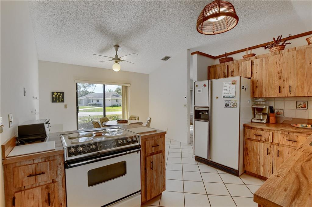 Coco Wood Lakes - Residential