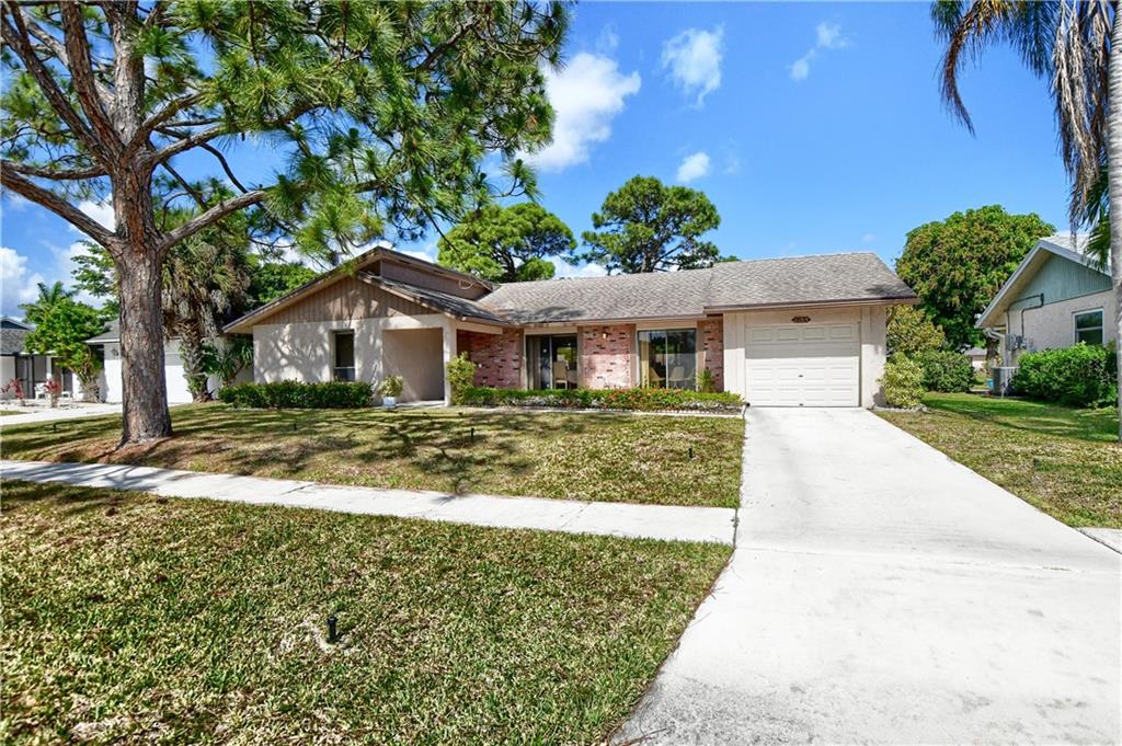 Coco Wood Lakes - Residential