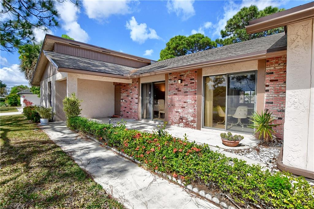 Coco Wood Lakes - Residential