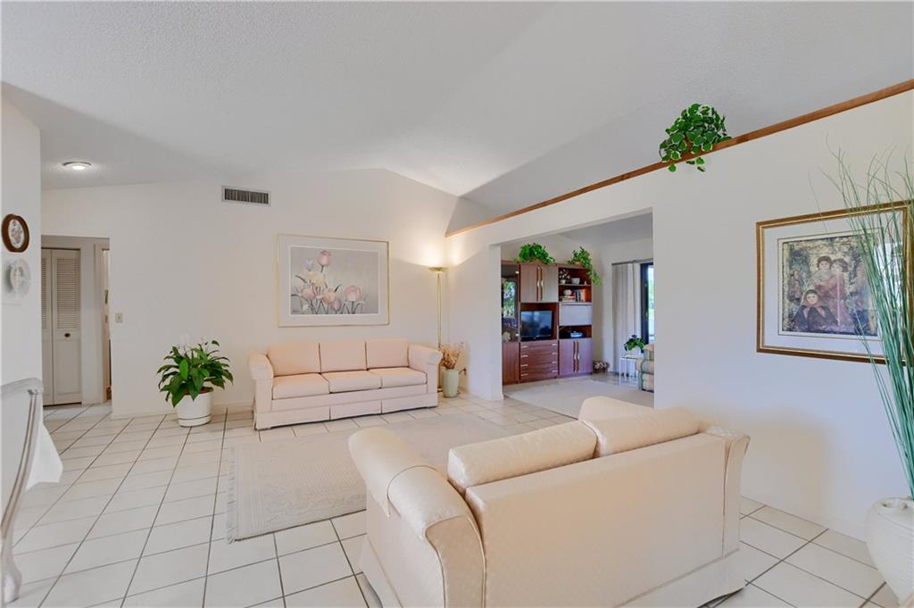 Coco Wood Lakes - Residential