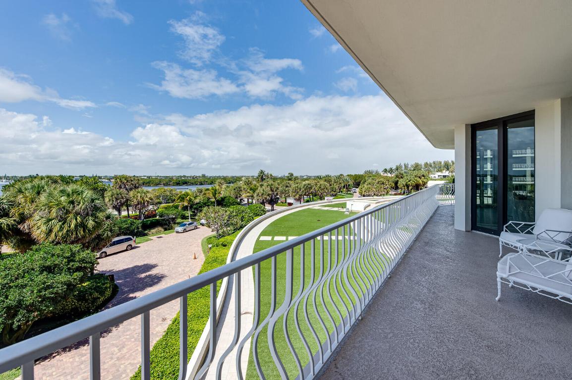 TWO THOUSAND CONDO - Residential