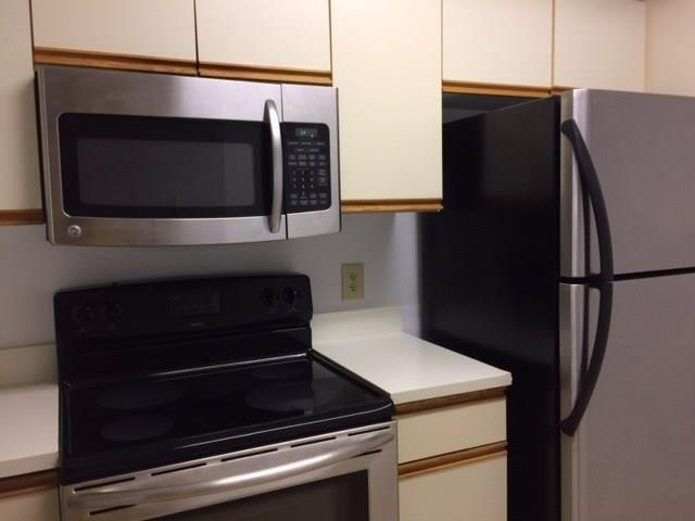 EDGEWATER CONDO - Residential Lease