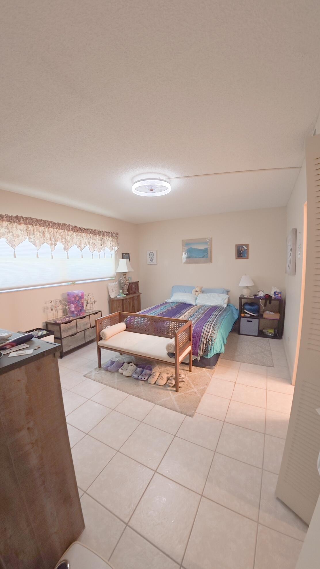 VILLAGES OF ORIOLE BONAIRE - Residential