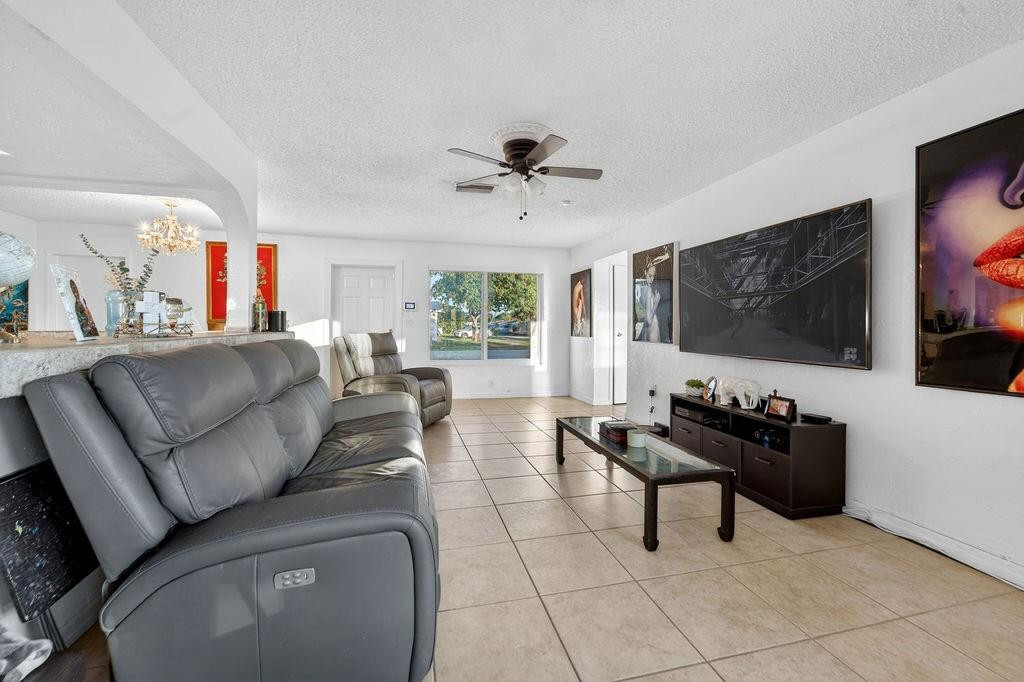 Sunrise Golf Village Sec - Residential