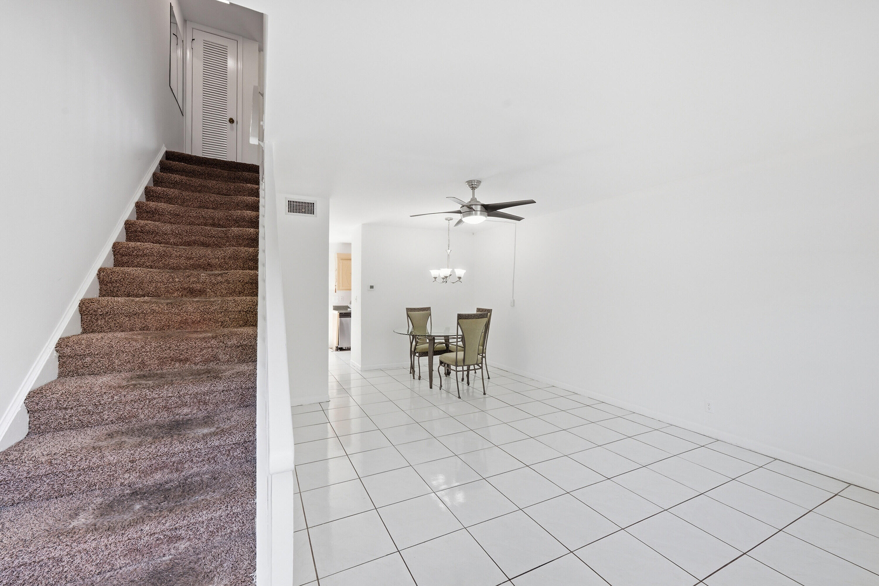 MANOR GROVE VILLAGE THREE CONDO - Residential