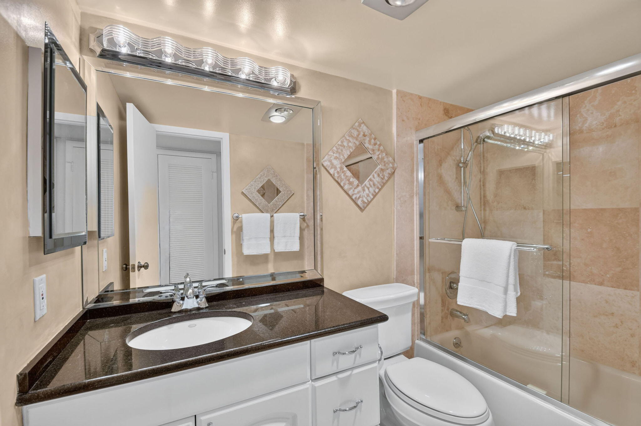 FOUNTAINS OF PALM BEACH CONDO 3 - Residential