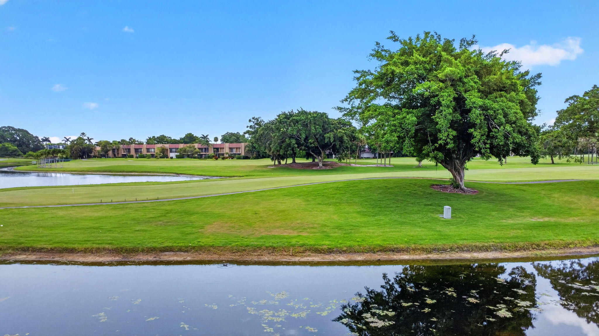 FOUNTAINS OF PALM BEACH CONDO 3 - Residential