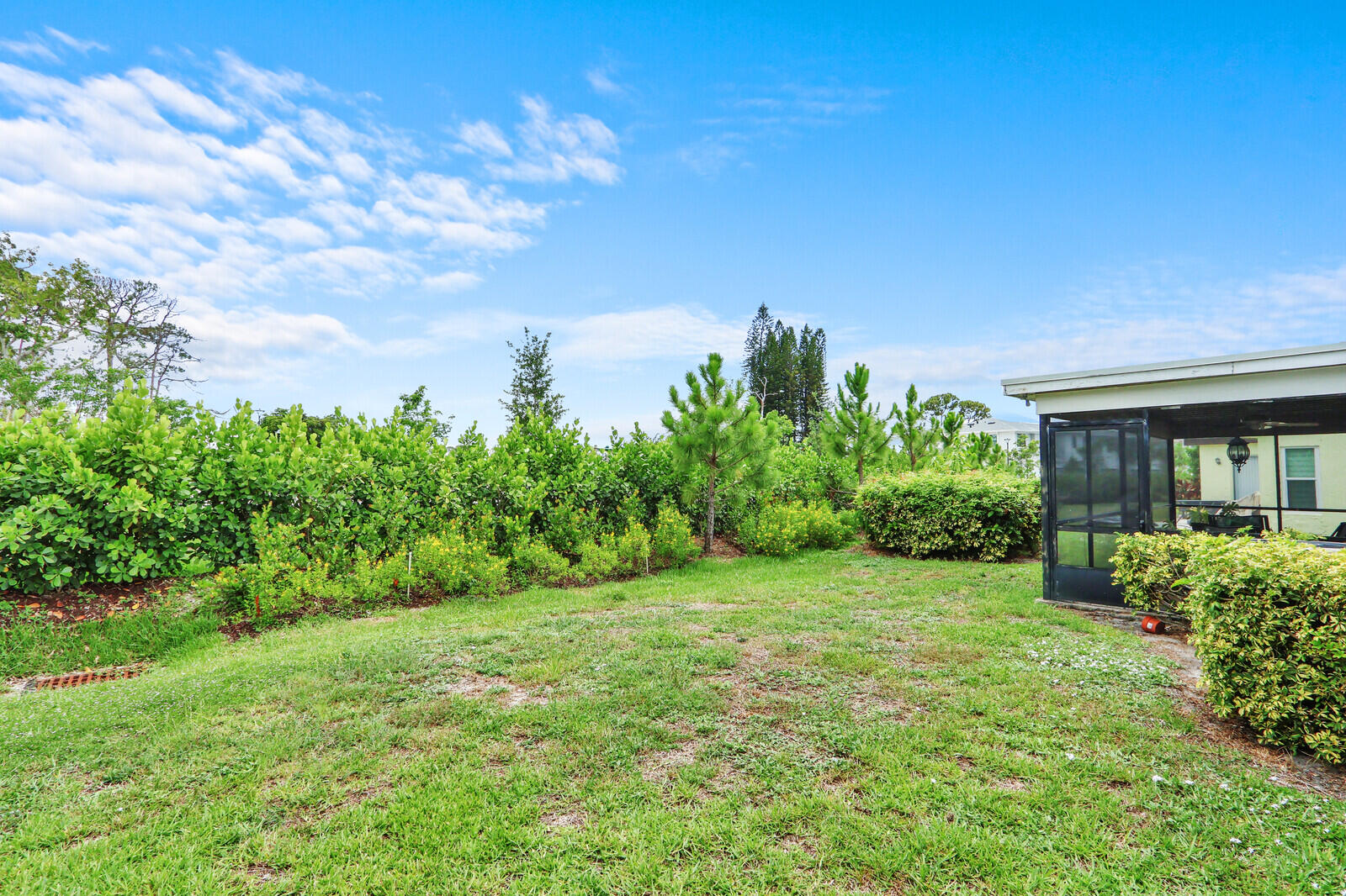 LUCERNE LAKES HOMES VILLAGE II 3RD ADD - Residential