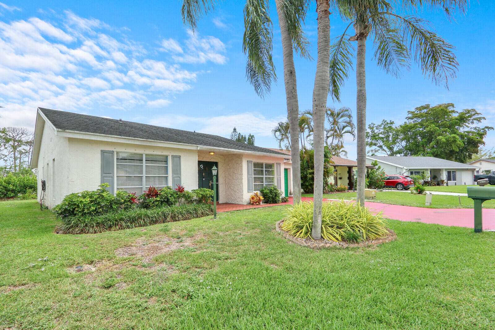 LUCERNE LAKES HOMES VILLAGE II 3RD ADD - Residential