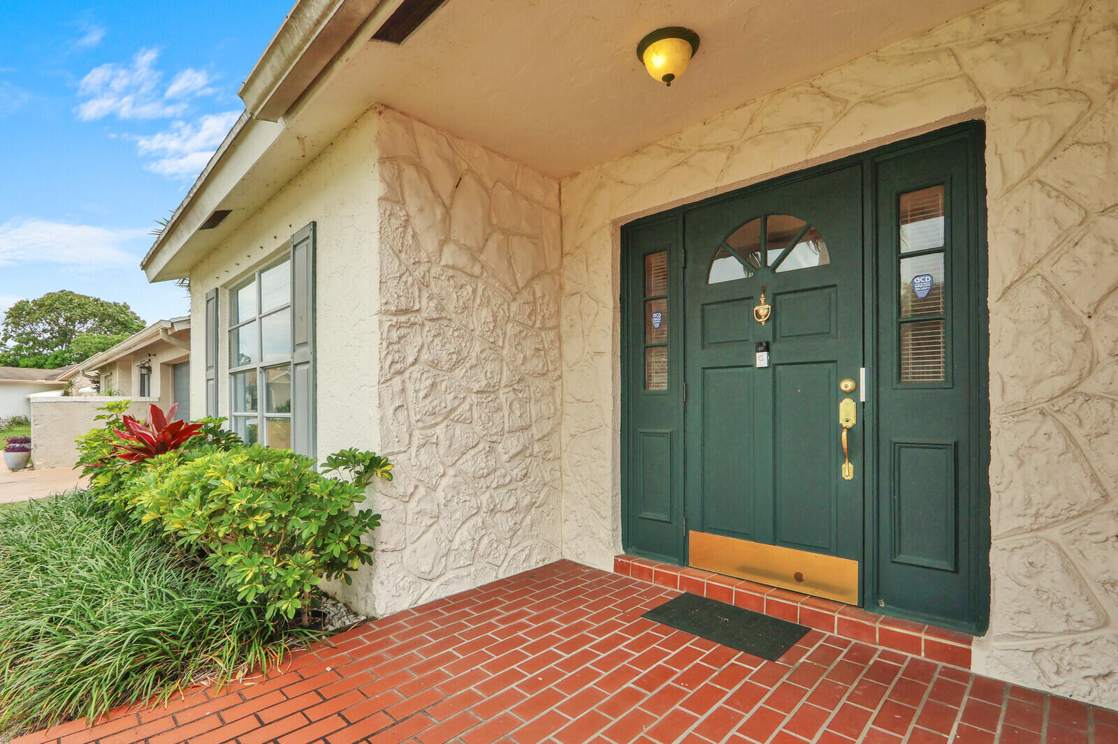 LUCERNE LAKES HOMES VILLAGE II 3RD ADD - Residential