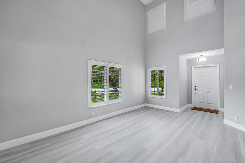 MARTINS CROSSING - Residential