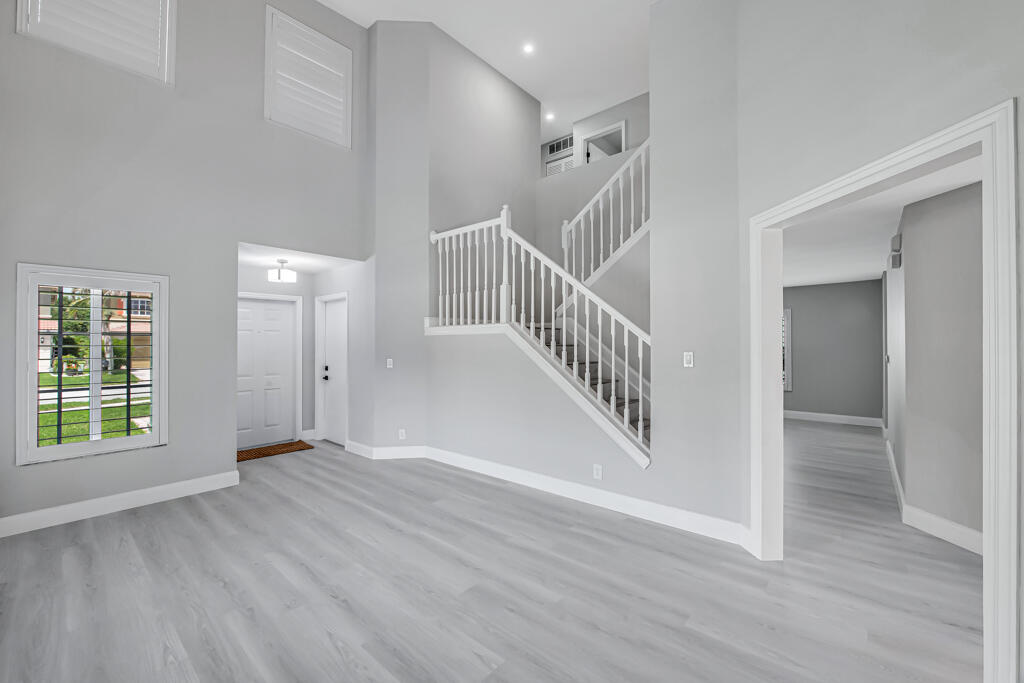 MARTINS CROSSING - Residential