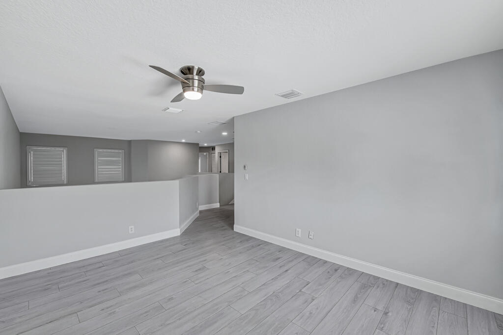 MARTINS CROSSING - Residential