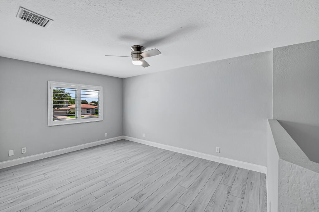 MARTINS CROSSING - Residential