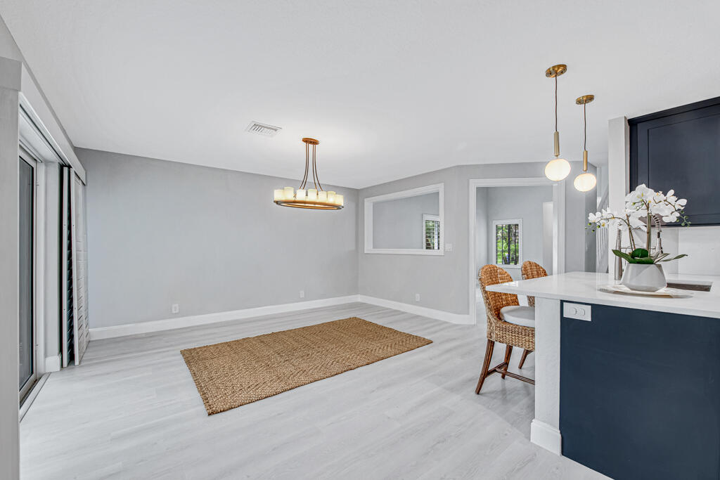 MARTINS CROSSING - Residential