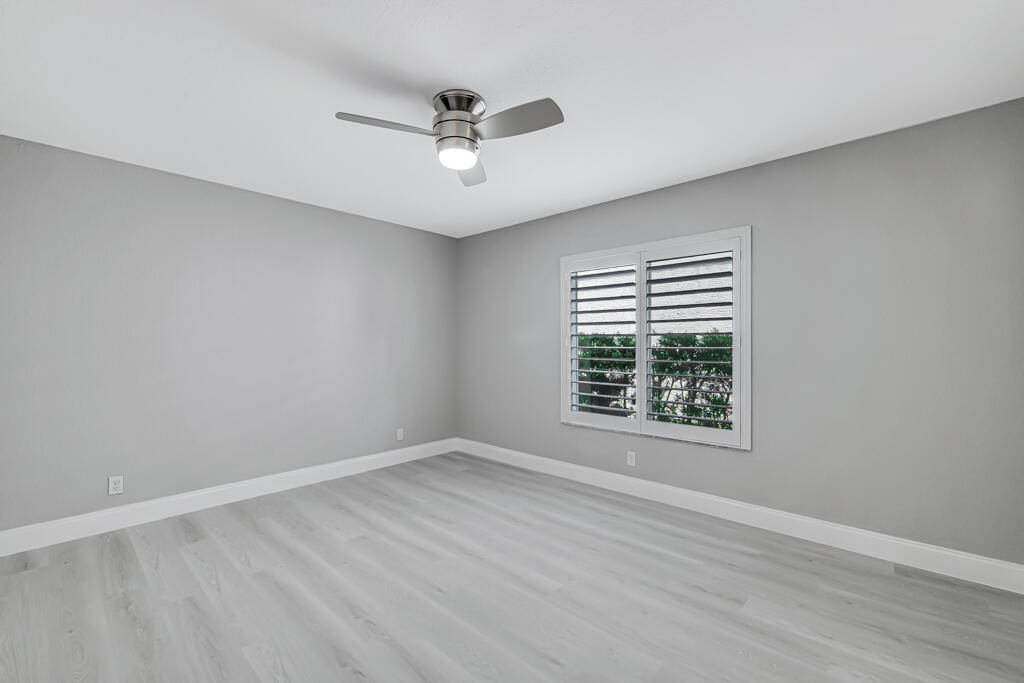MARTINS CROSSING - Residential