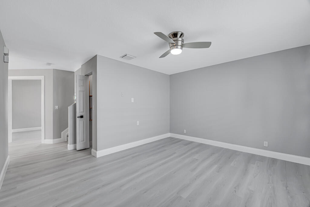 MARTINS CROSSING - Residential