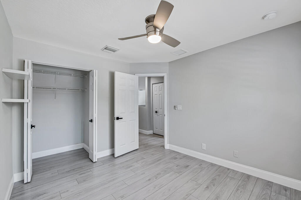 MARTINS CROSSING - Residential