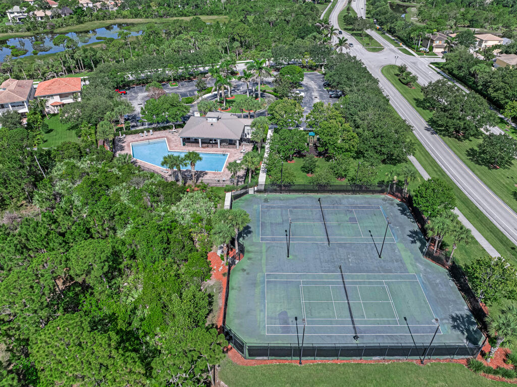 MARTINS CROSSING - Residential