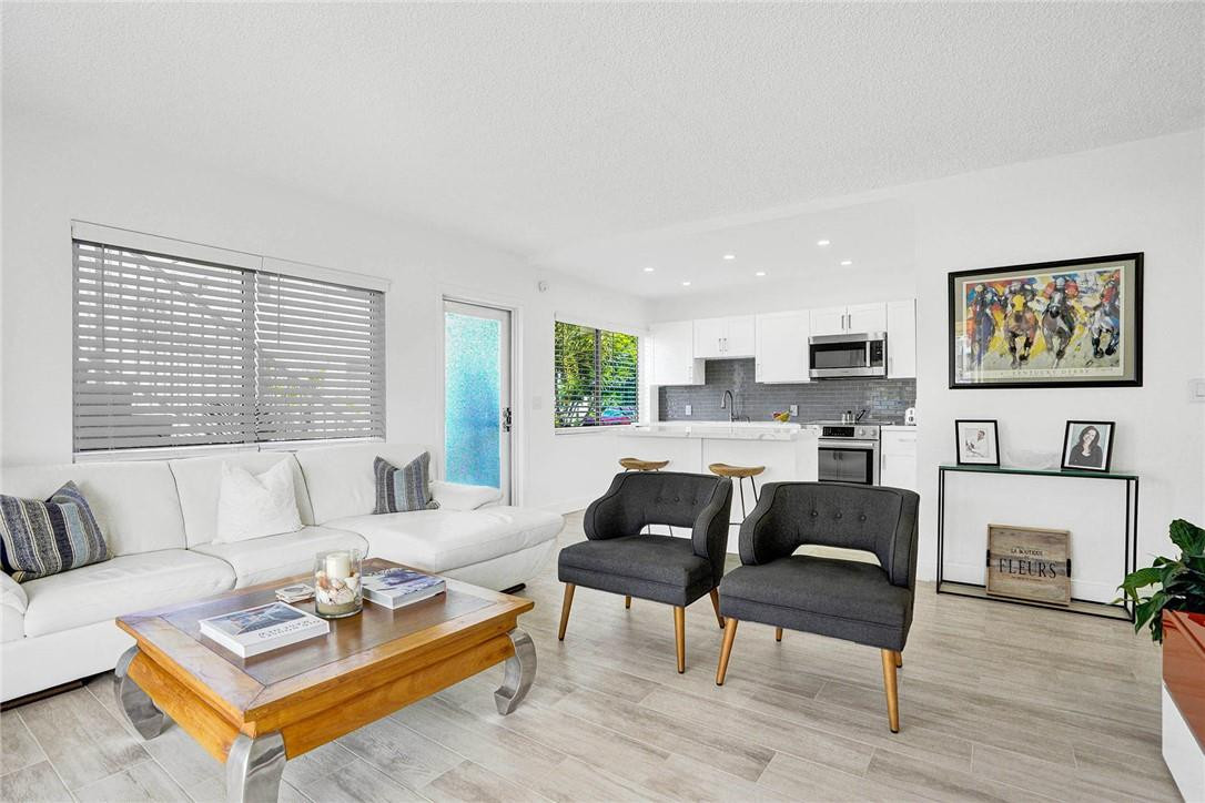 Santa Barbara Shores - Residential