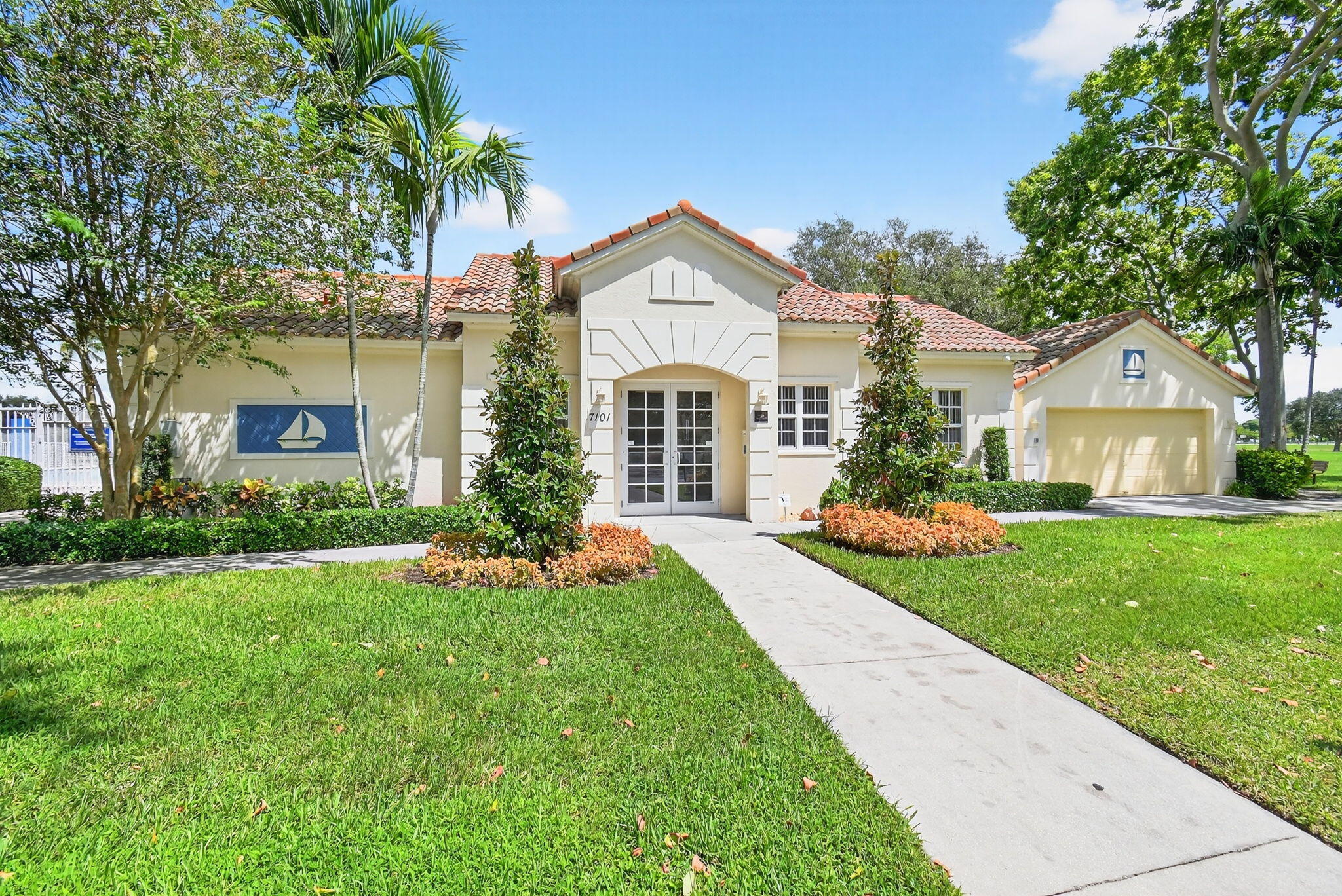 LAKE CHARLESTON TR Z - Residential