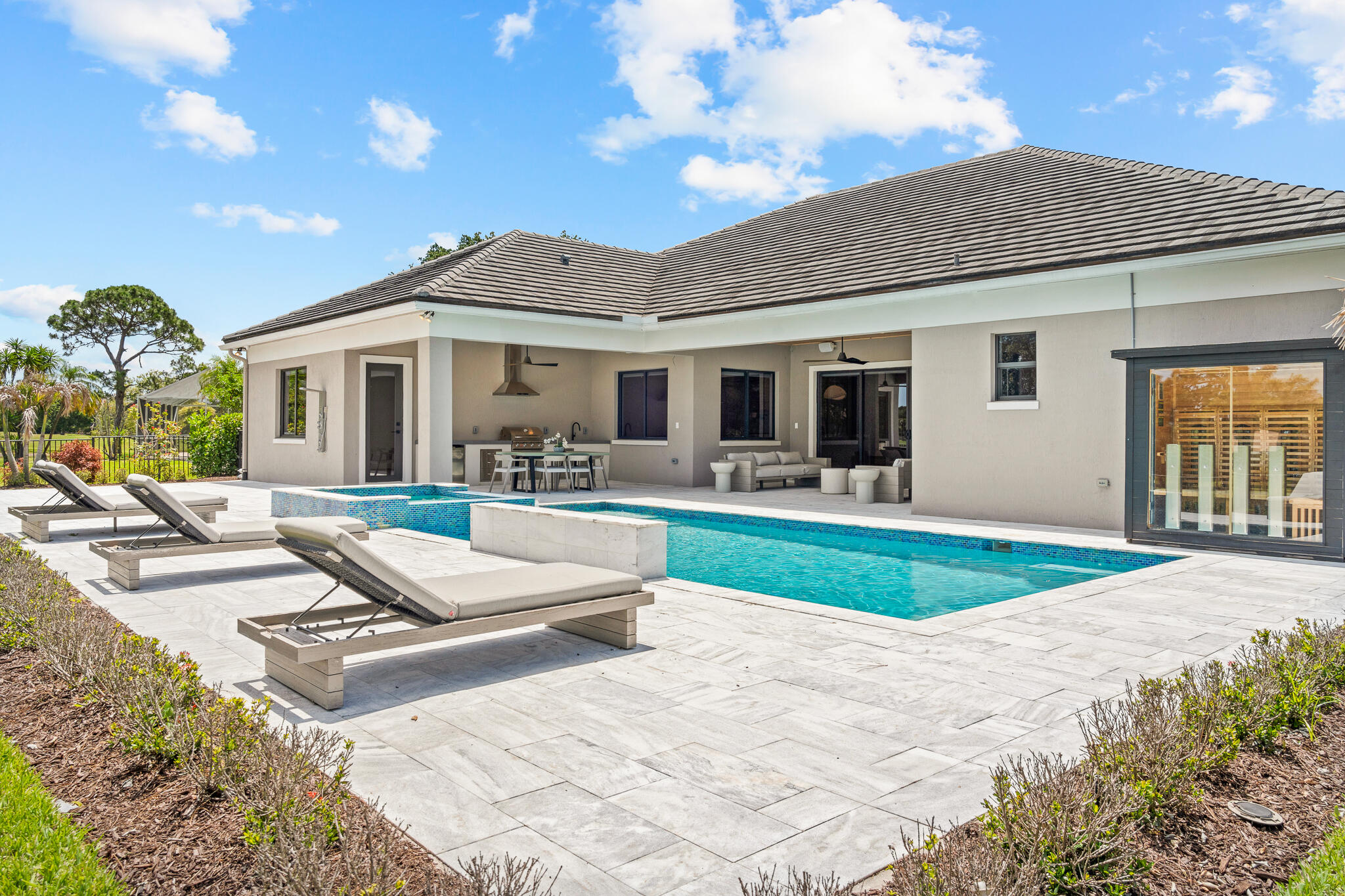 COBBLESTONE - Residential