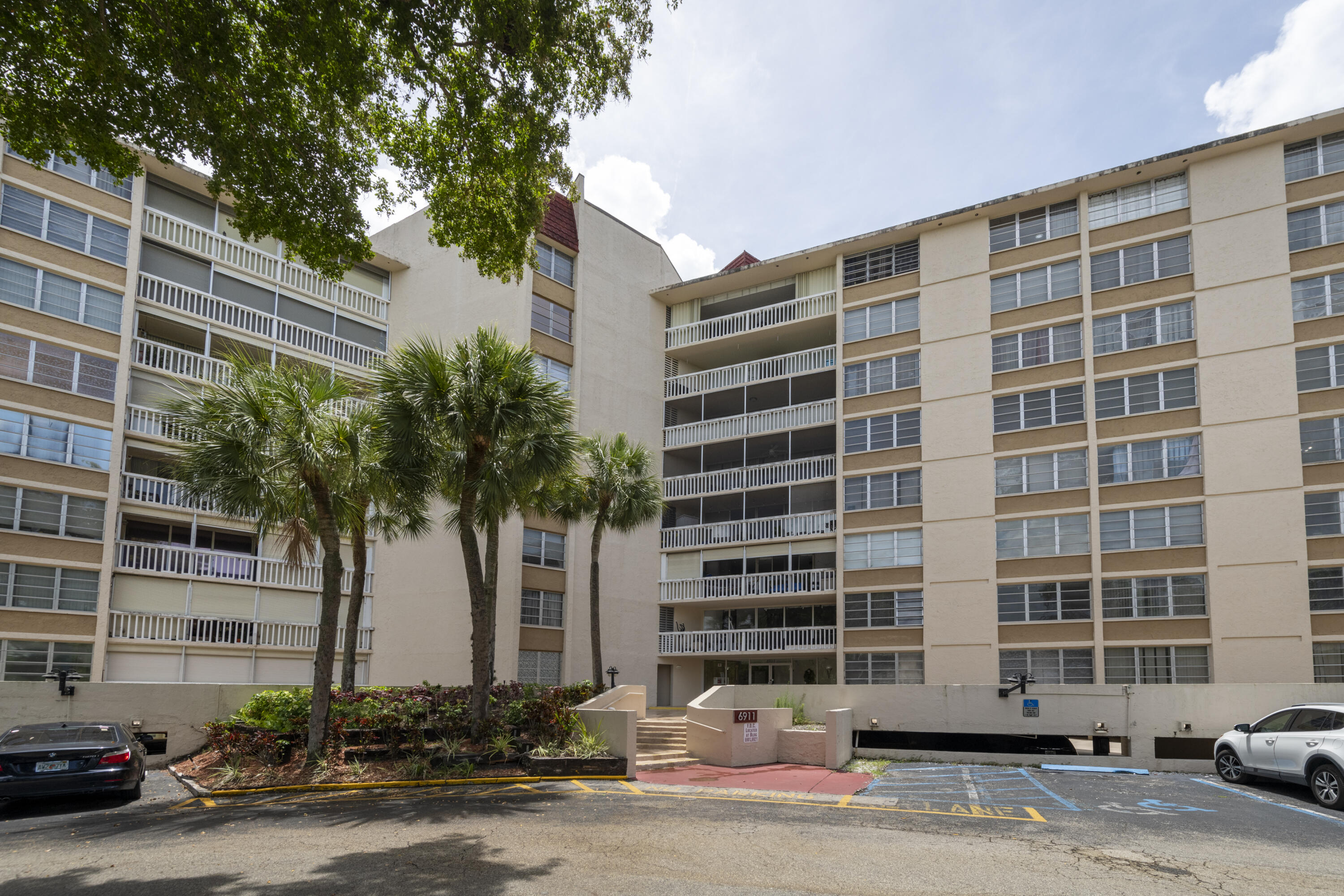 ENVIRON I CONDO 9 - Residential Lease