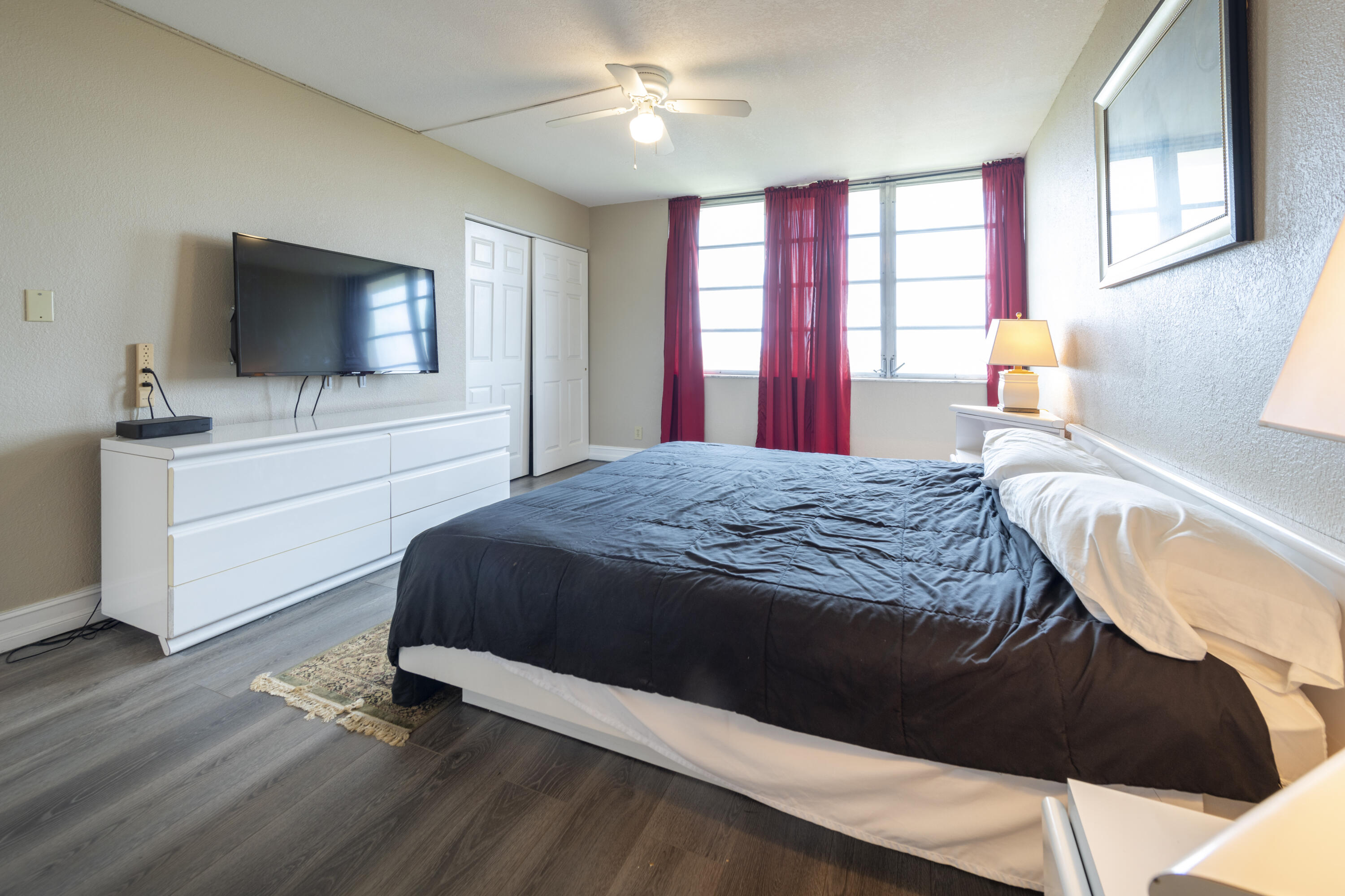 ENVIRON I CONDO 9 - Residential Lease