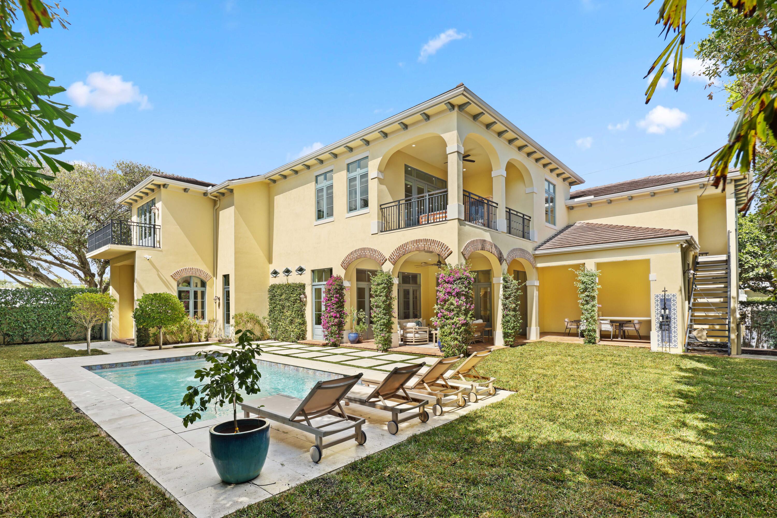 BOCA RATON RIVIERA UNIT C - Residential