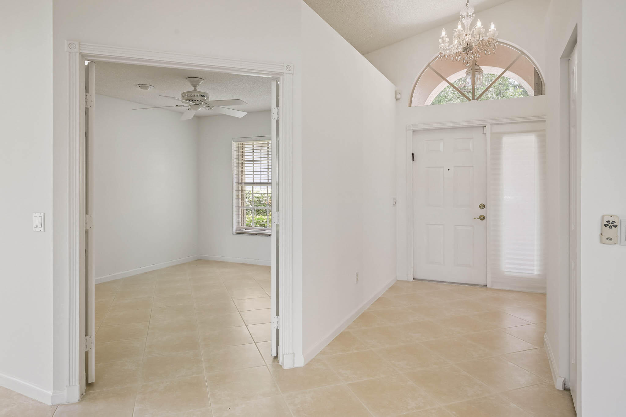 VALENCIA ISLES 3 - Residential
