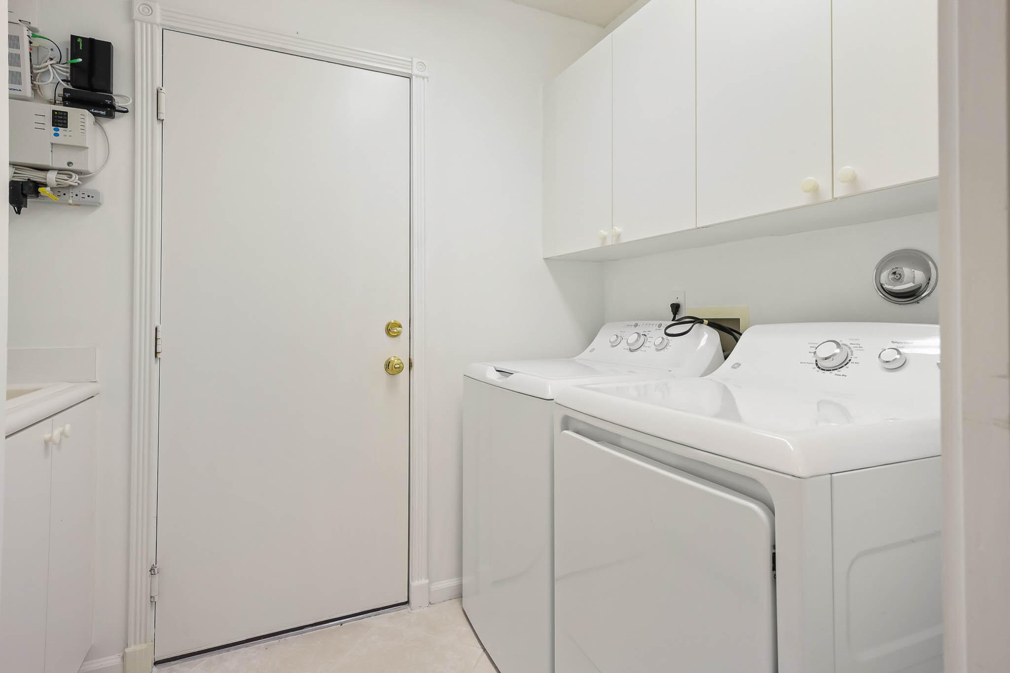 VALENCIA ISLES 3 - Residential