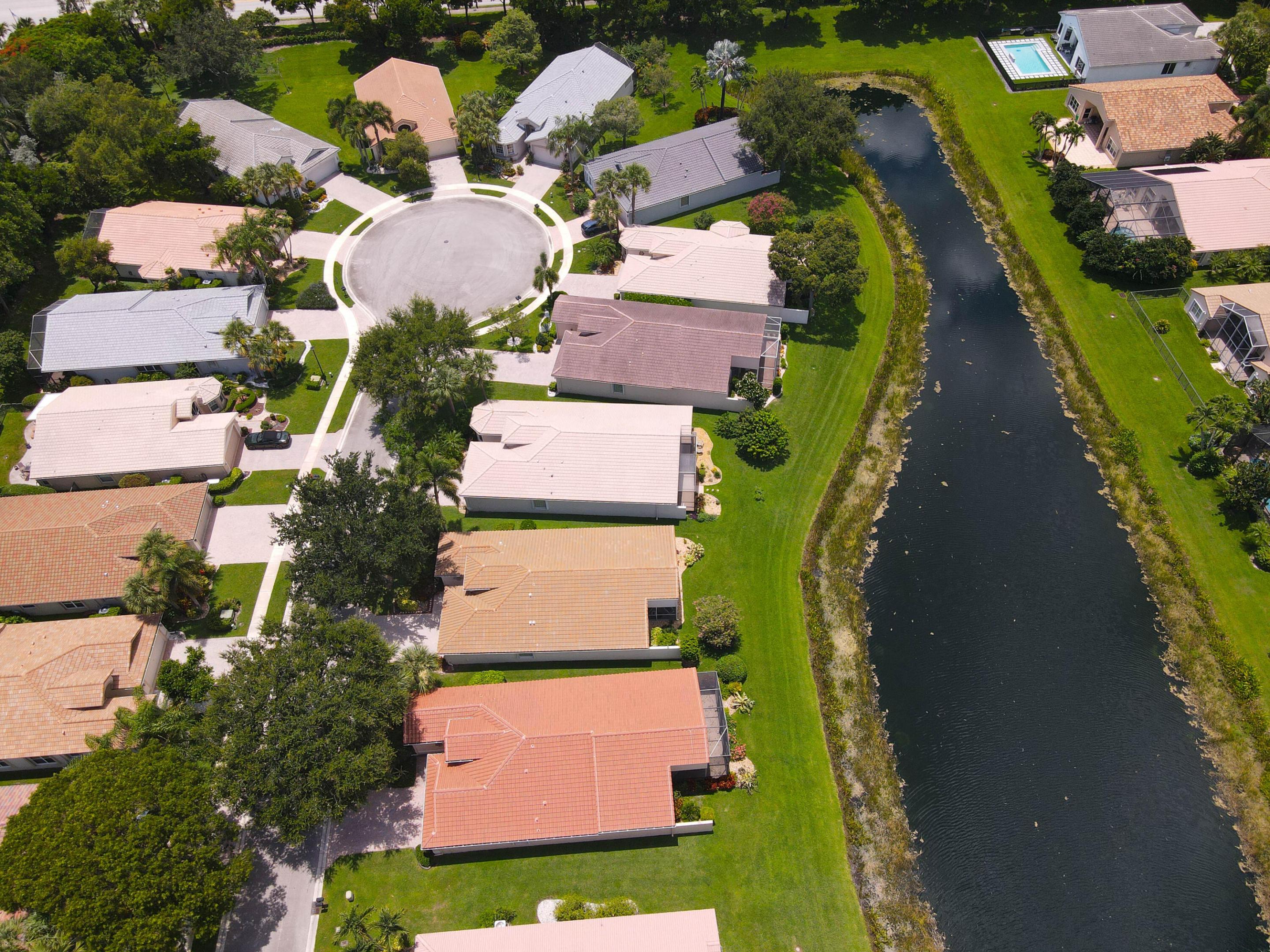 VALENCIA ISLES 3 - Residential