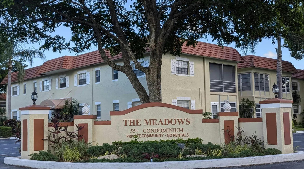 MEADOWS CONDO - Residential