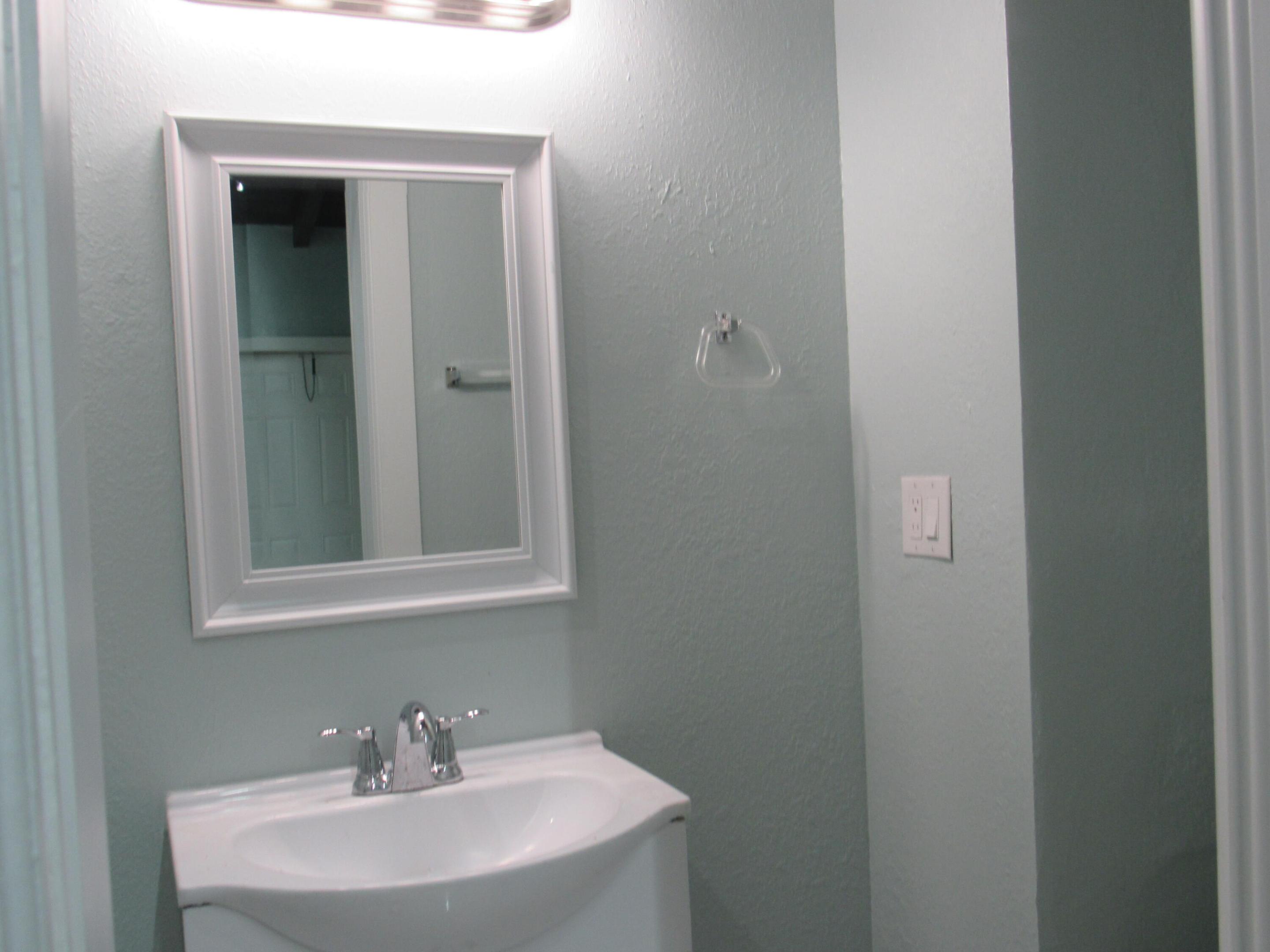 BERGANTINO EST - Residential Lease