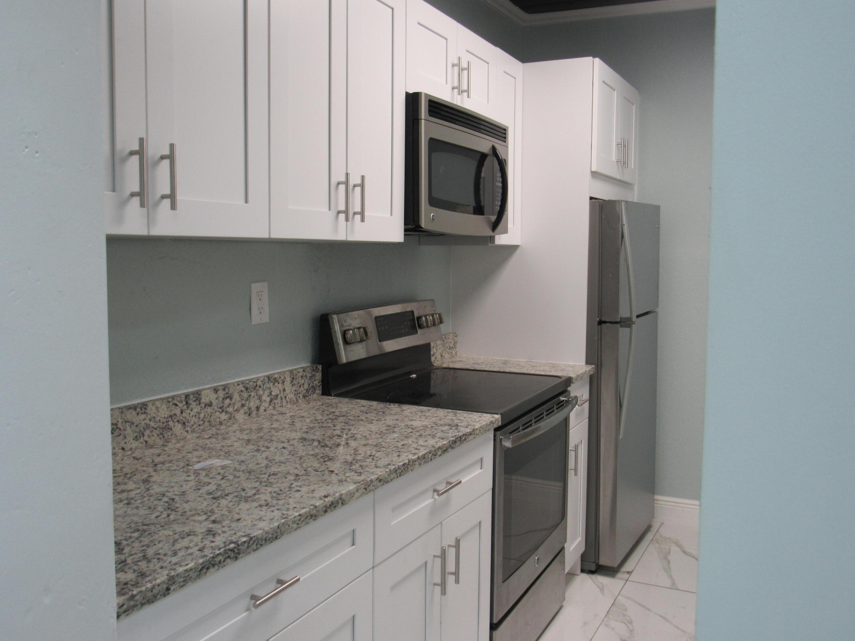 BERGANTINO EST - Residential Lease