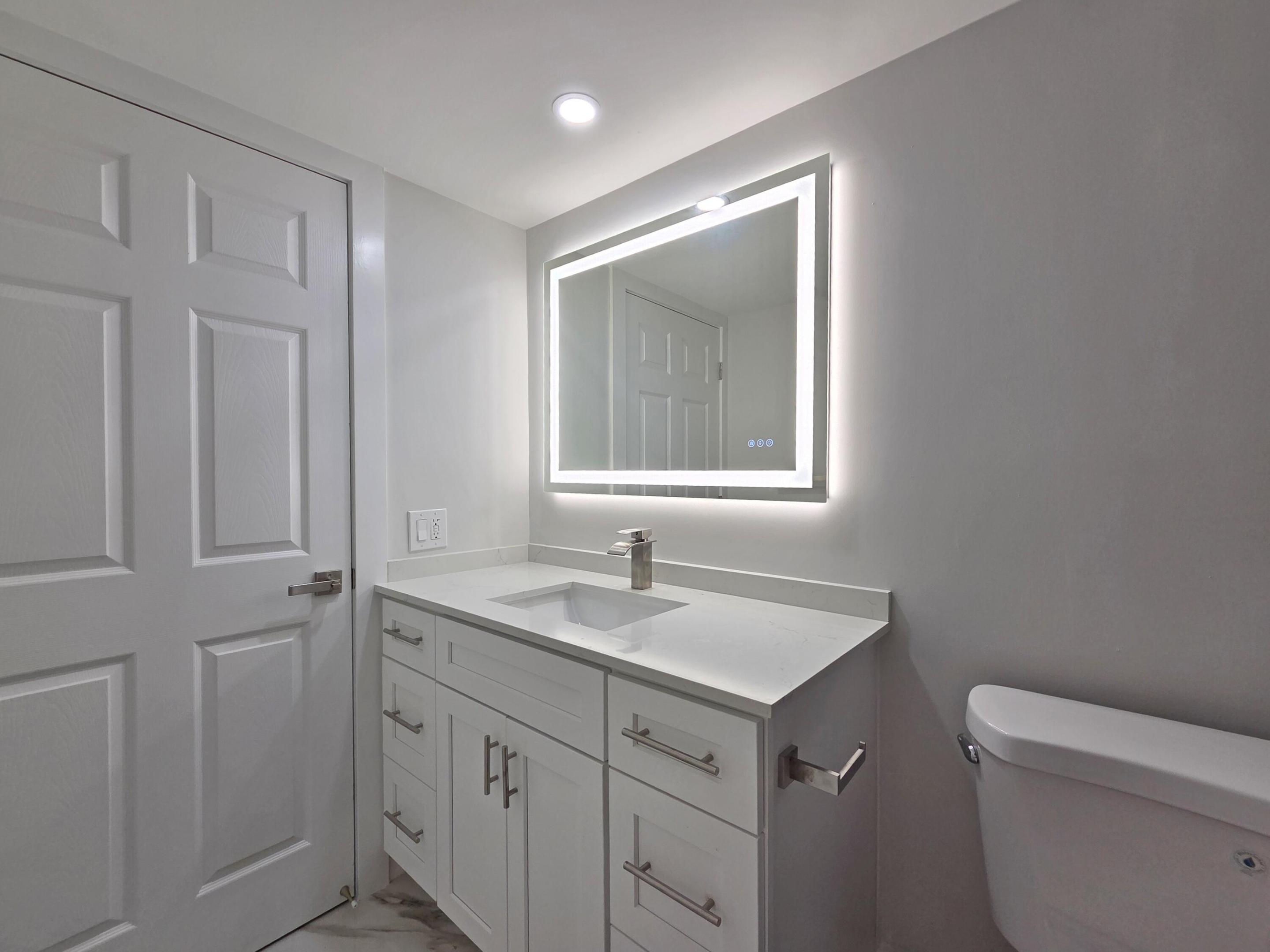 HUNTINGTON LAKES SEC THREE CONDOS - Residential