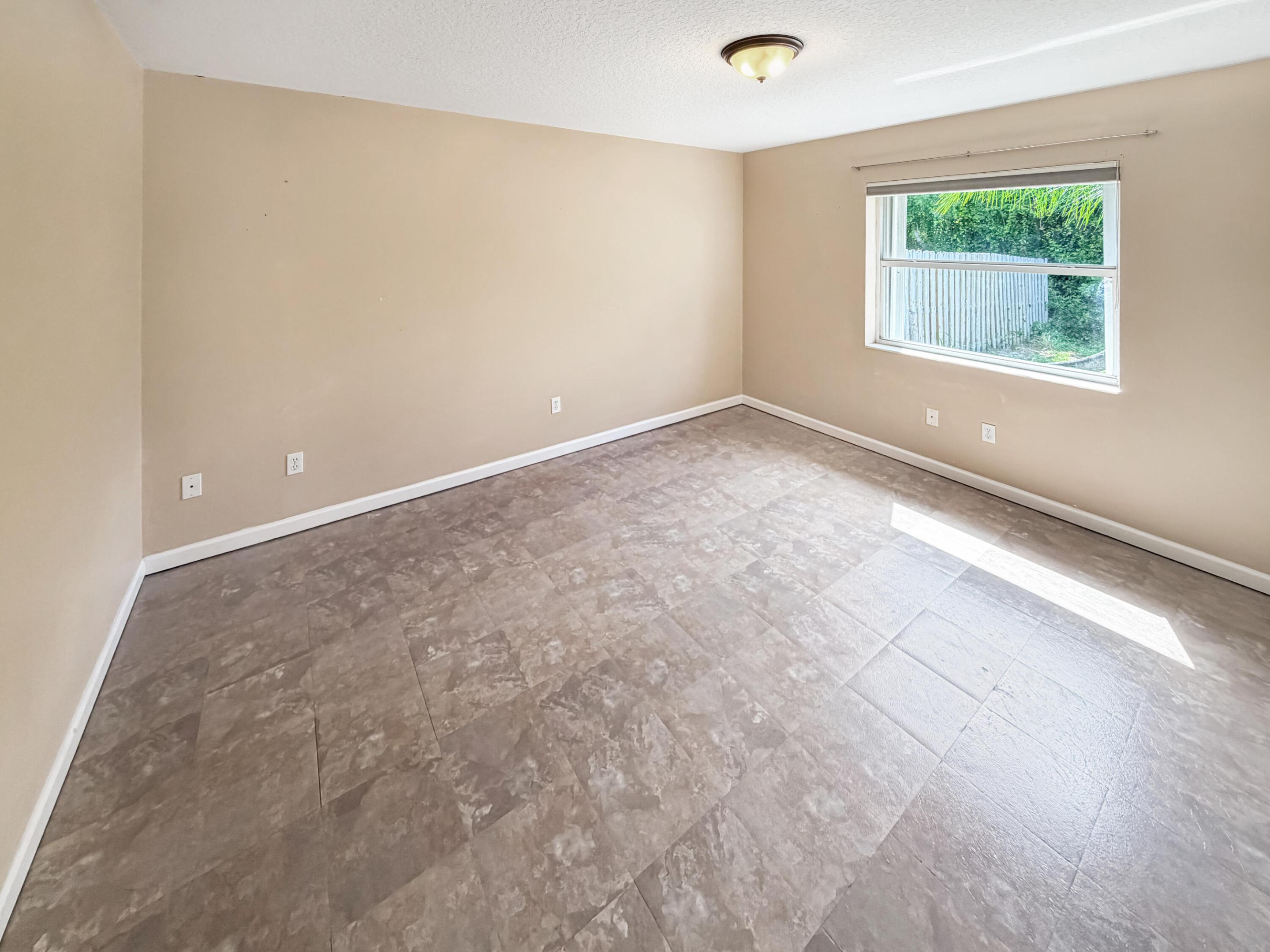 LEILANI HEIGHTS - Residential