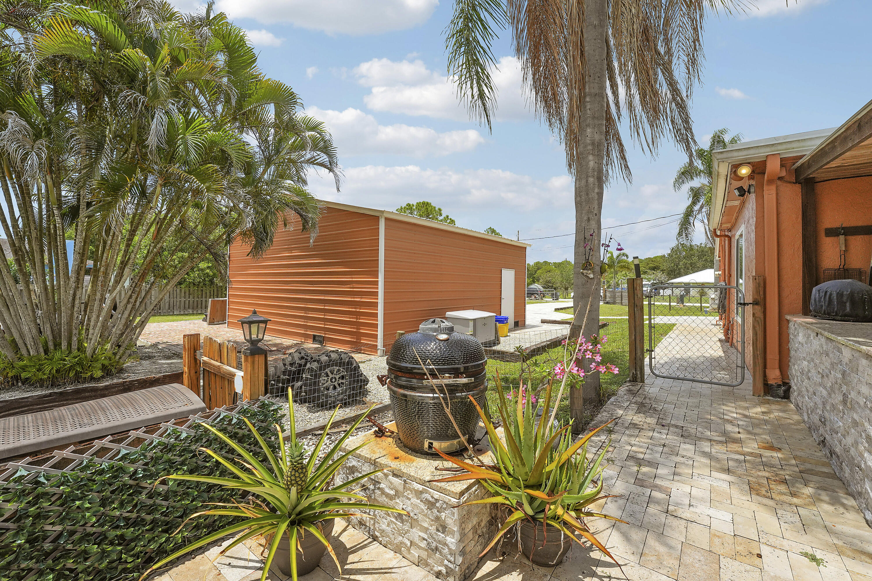 The Acreage - Residential