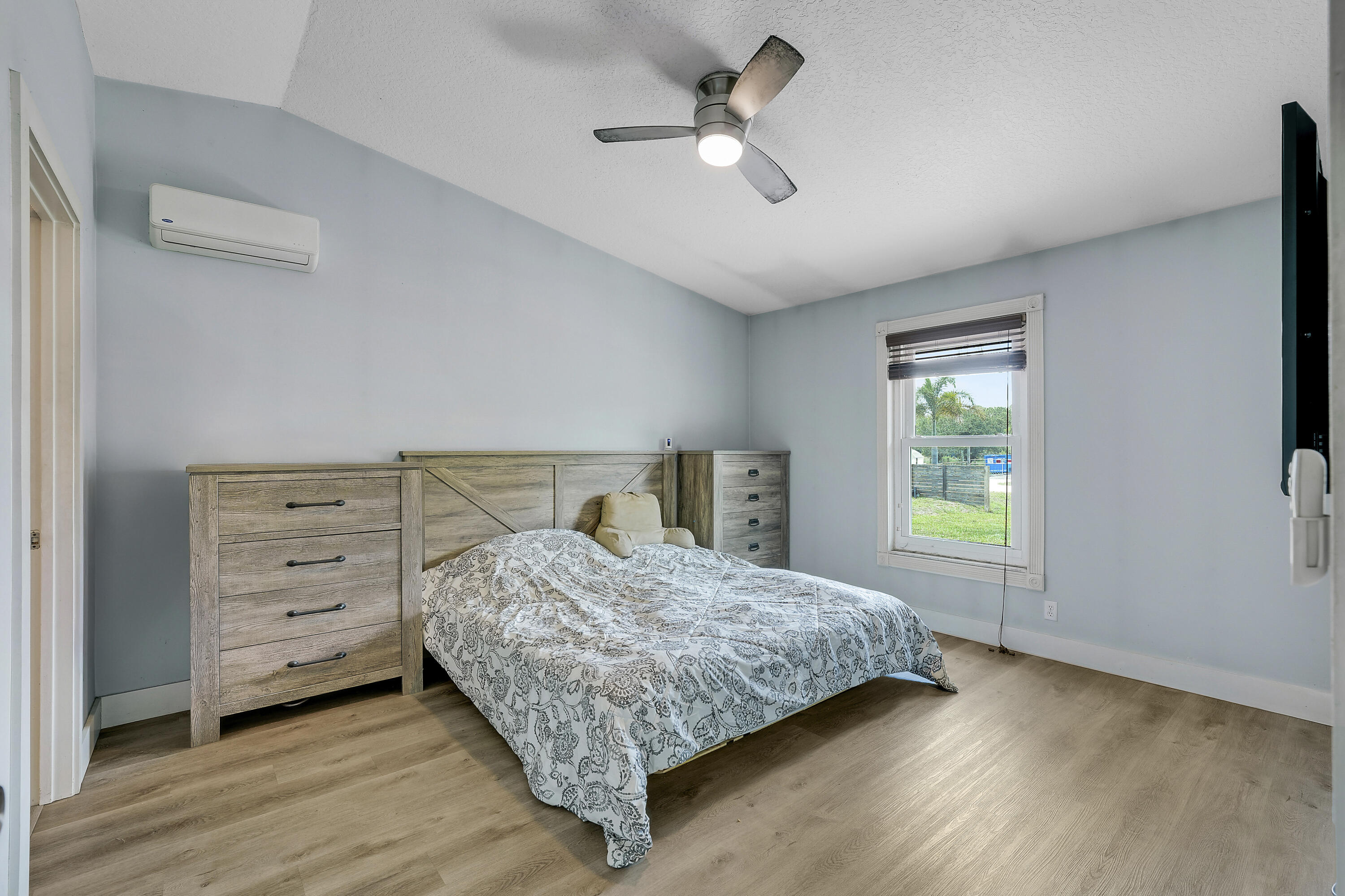 The Acreage - Residential