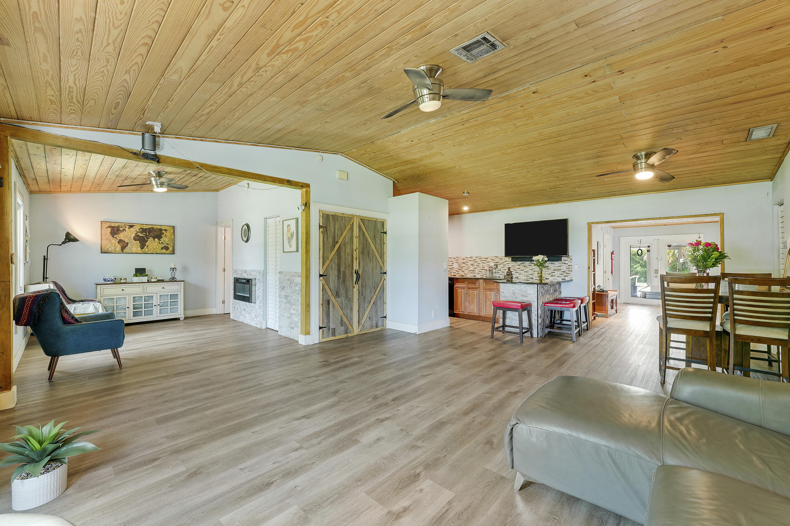 The Acreage - Residential