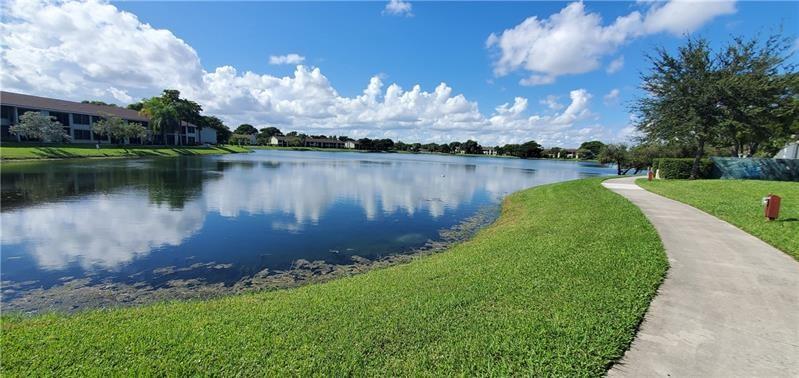LAKE POINTE 7 CONDO - Residential