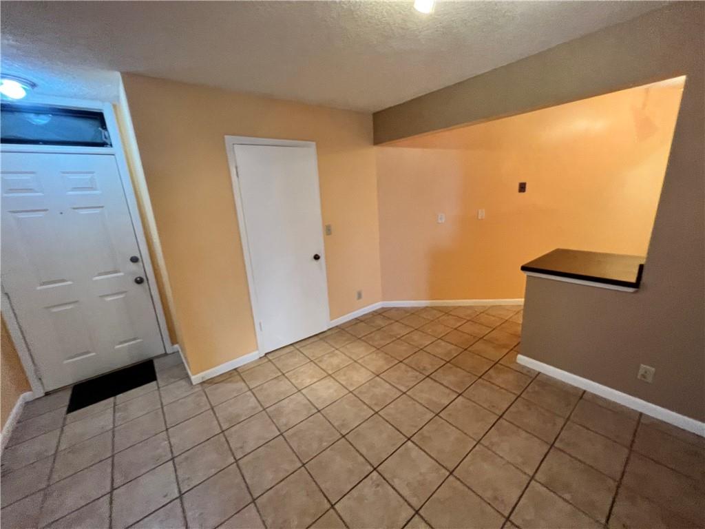 LAKE POINTE 7 CONDO - Residential