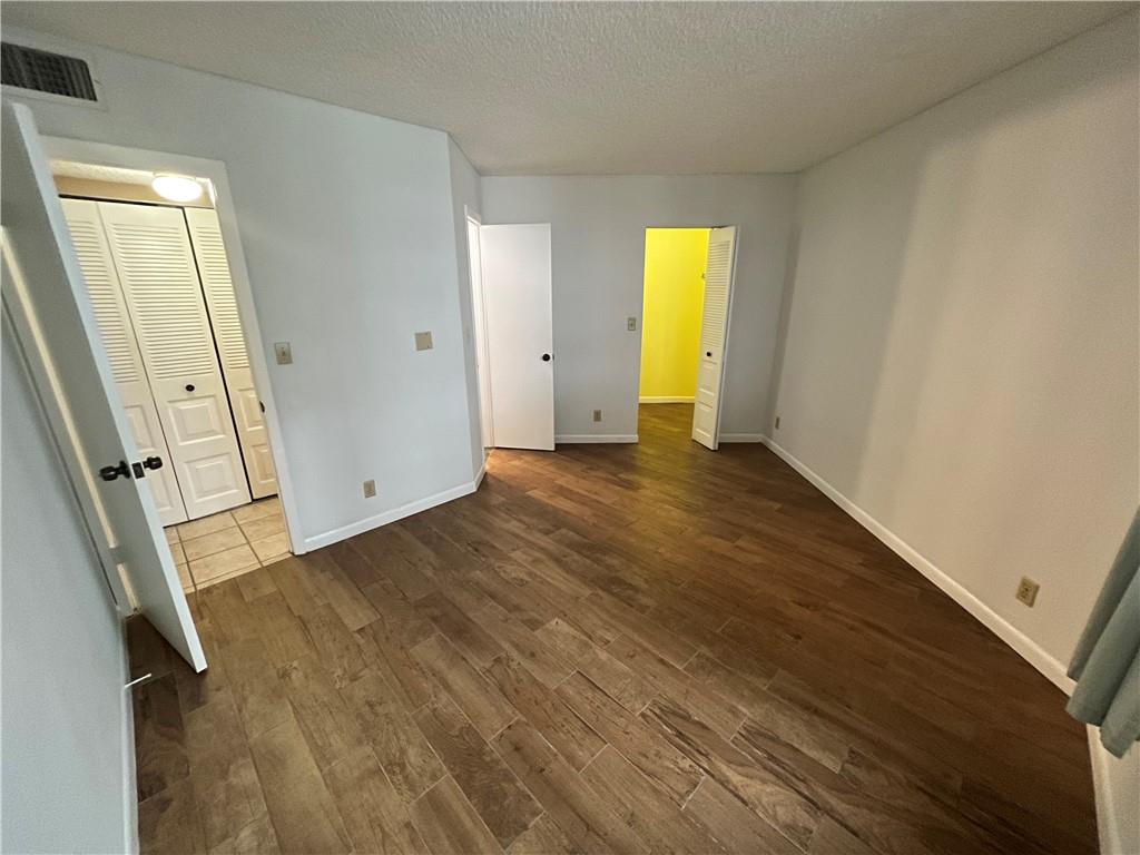LAKE POINTE 7 CONDO - Residential