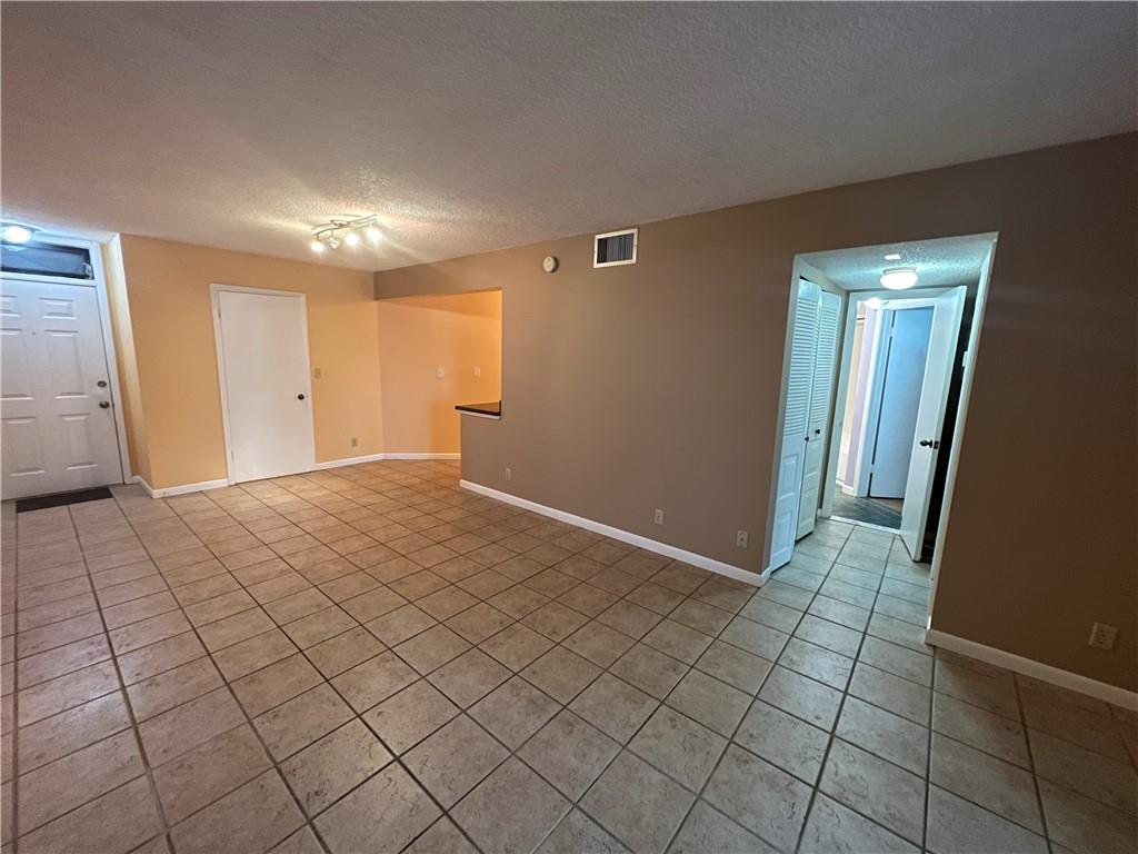 LAKE POINTE 7 CONDO - Residential